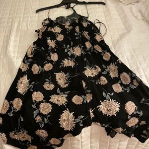 Super cute floral dress